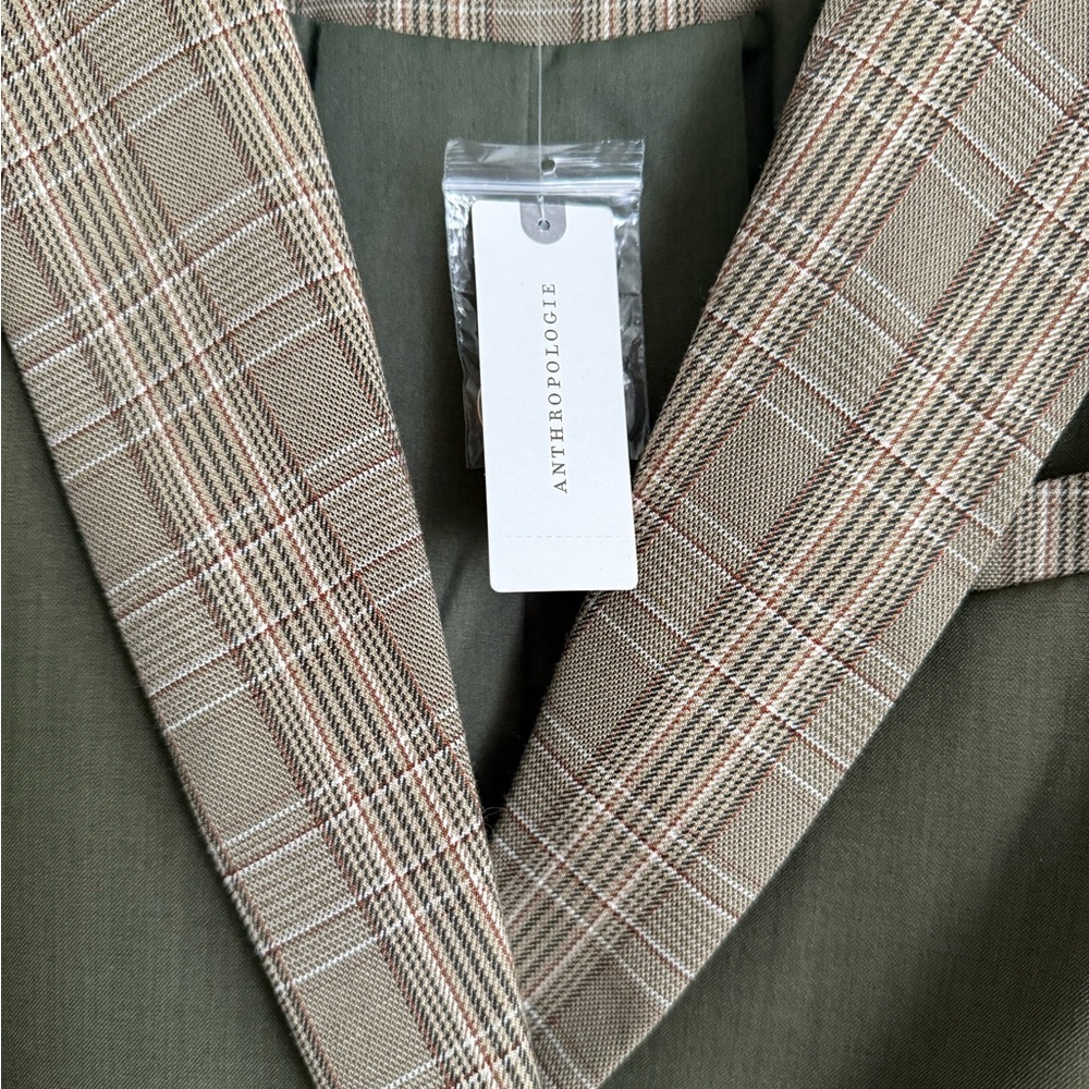 NWT Dolan Cropped Blazer with Plaid Accents - Picture 3 of 9